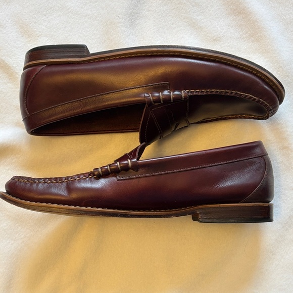 Bass Weejuns Leather Loafers. Burgundy. Size 11. - Picture 8 of 9